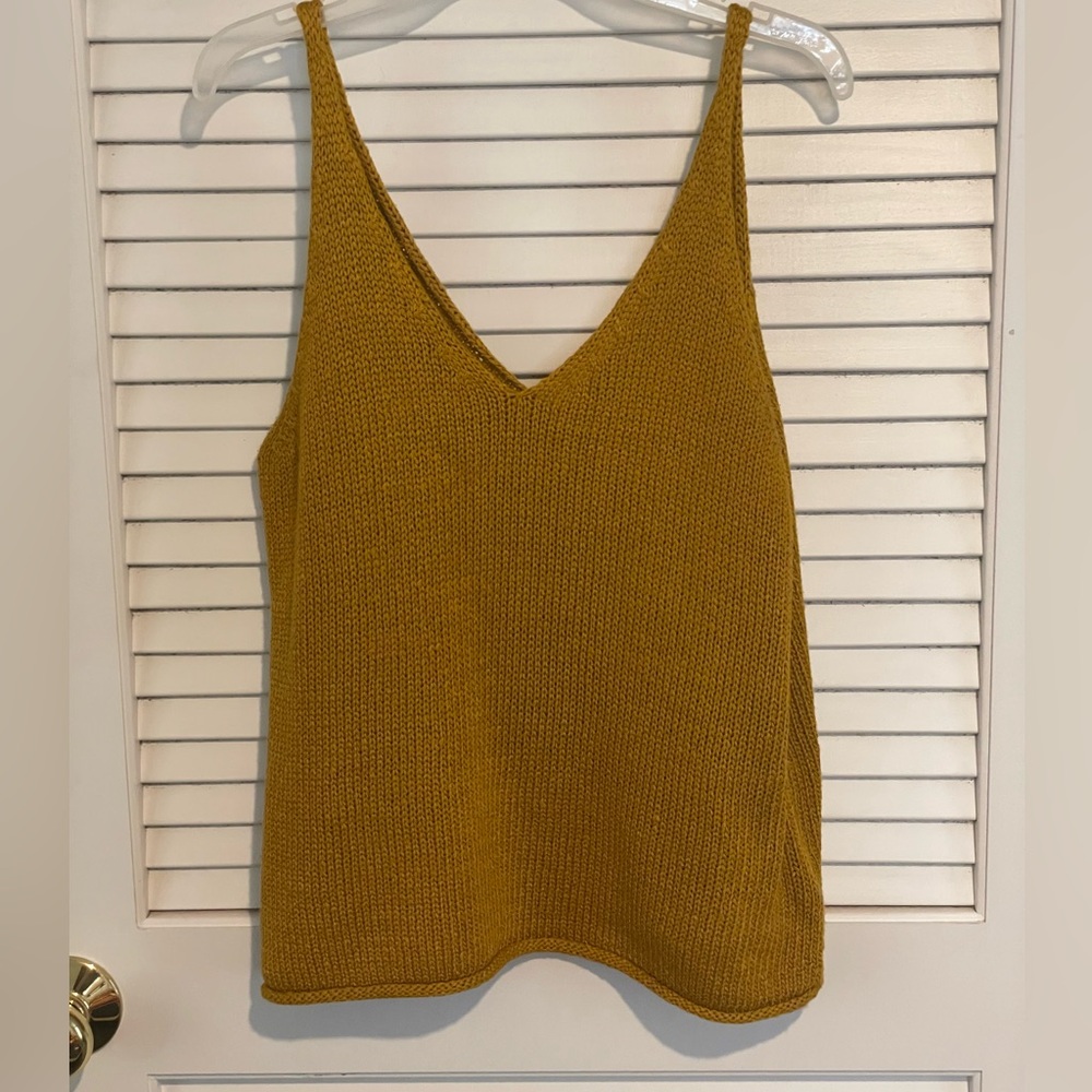 H&M Women’s yellow knit strappy top